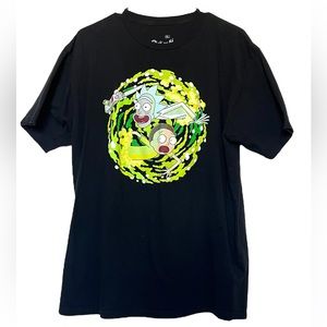 Rick and Morty Shirt in XL from Hot Topic